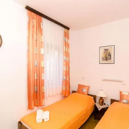 Kisic - Two-bedroom With Terrace * Mlini