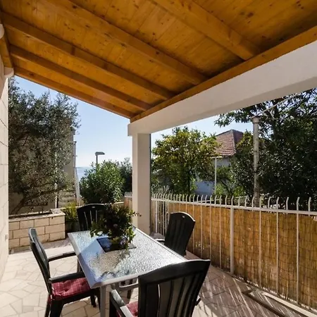 Apartamento Kisic - Two-bedroom With Terrace Mlini