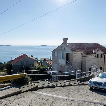 Kisic - Two-bedroom With Terrace *